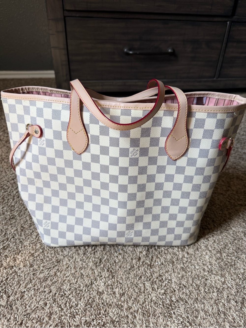 Neverfull Checkered Tote Bag in White and Pink